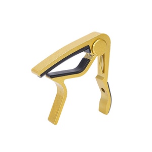 <span class=keywords><strong>Afinador</strong></span> Kabat Factory Capo para Guitarras Acústicas y Eléctricas de 6 <span class=keywords><strong>Cuerdas</strong></span> de Acero, Apto para <span class=keywords><strong>Bajo</strong></span> - Product Image 3