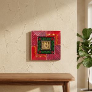 Cadre décoratif mural artisanal traditionnel indien de l'art populaire du Rajasthan - Product Image 3
