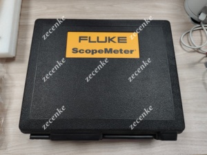 Fluke 124 Industrial ScopeMeter Osciloscopio de mano, 40 MHz Industrial Scopemeter <span class=keywords><strong>Minta</strong></span> Casi completamente nuevo - Product Image 2