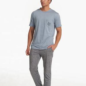 เสื้อยืดสำหรับผู้ชายผ้าฝ้ายระบายอากาศได้ดีผ้าสแปนเด็กซ์สีทึบพิมพ์โลโก้ได้ตามต้องการ - Product Image 5