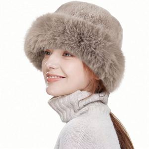 Wholesale Soft <b>Warm</b> Lady's Winter Fur <b>Hat</b> Luxury Bucket <b>Hats</b> for Women Winter - Product Image 5