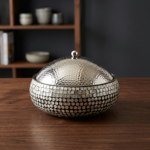 Boîte de rangement décorative de luxe en résine écologique artisanale avec incrustation de nacre et design peint à la main - Product Image 1