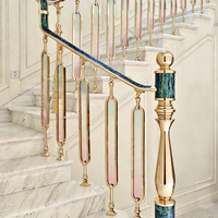 Poteaux de rampe d'escalier en aluminium de luxe, personnalisables pour la décoration intérieure de villa
