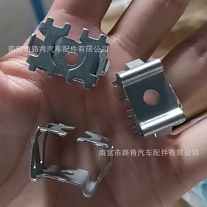Anillo de Retención Metálico Automotriz, Tuerca de Empuje, Hierro Galvanizado en Zinc, Métrico, de Uso General - Product Image 1