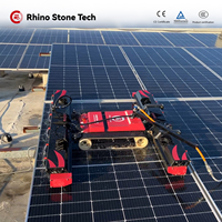 Robot de nettoyage de panneaux solaires photovoltaïques pour l'élimination de la poussière en extérieur, à double brosse, alimenté par l'eau, pour le nettoyage des toits et des installations photovoltaïques