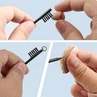 Brosse de nettoyage professionnelle pour aides auditives avec capuchon magnétique et boucle double face à poils doux pour l'entretien des filtres anti-cire des récepteurs