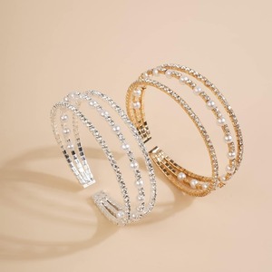 Fausse Perle <span class=keywords><strong>Bracelet</strong></span> Stretch Tennis Chaîne Strass Bande Réglable Manchette <span class=keywords><strong>Bracelet</strong></span> Élastique Multi Rangée Layered Glitter Bracelets - Product Image 6