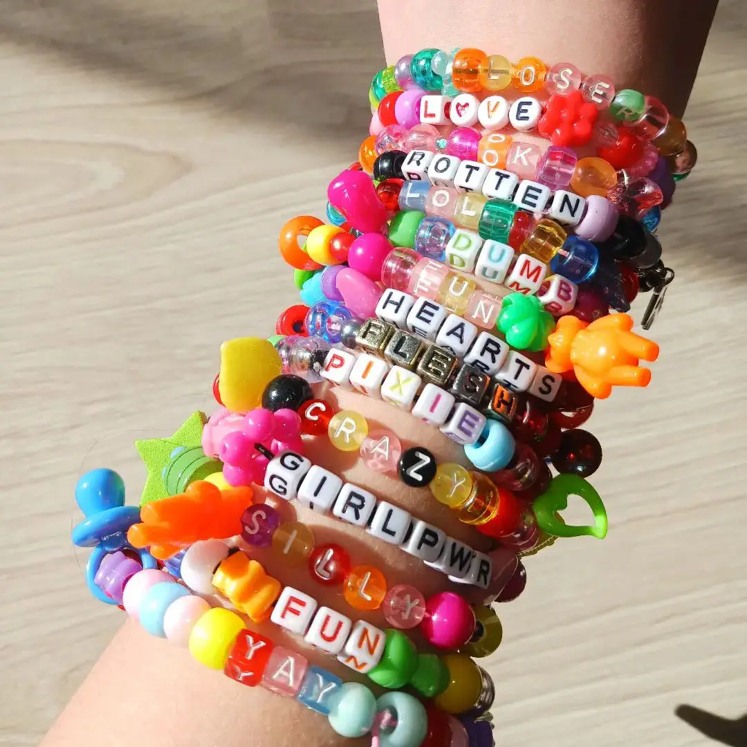 Hot Sell Custom EDM Music Festival outfits Bead Bracelets DIY Handmade PLUR Accessory RAVE Kandi Bracelets