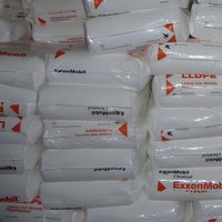 Granulés de plastique vierge LLDPE LL6101RQ, résine de polyéthylène de qualité injection, matière première LLDPE pour bouchons de bouteilles à paroi mince