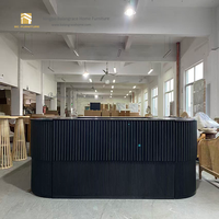Comptoir de bar en bois massif noir de haute qualité, moderne et luxueux, pour la location commerciale et les événements