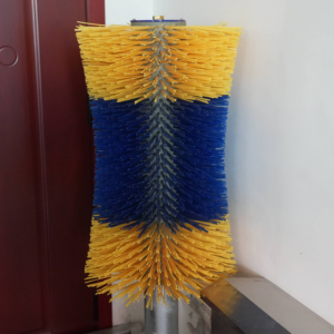 Brosse à rouleau robuste en plastique pour vaches avec tige antidérapante épaissie et poils renforcés – Nouvelle brosse <span class=keywords><strong>de</strong></span> massage pour bétail à usage agricole - Product Image 2