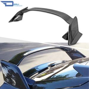 Alerón trasero de fibra de carbono para Honda Civic FK7 2017 de 5 puertas, estilo original para la cajuela. - Product Image 1