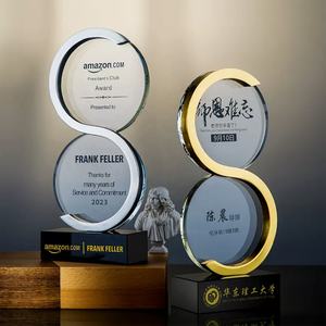 धातु ट्रॉफी आकार पुरस्कार पट्टिका अनुकूलित लोगो ट्रॉफी बेस ग्लास 9 क्रिस्टल टूर्नामेंट रंग शील्ड कास्टिंग - Product Image 4