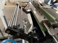 Machine d'enroulement de profilés PUR pour MDF et profilés en aluminium, film PVC et placage bois avec système de préchauffage sur trois côtés