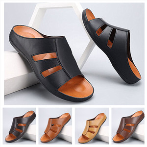 <span class=keywords><strong>Sandales</strong></span> plates en cuir personnalisées pour hommes, best-seller, à bout ouvert, pour une utilisation en plein air au printemps, chaussures de plage antidérapantes souples pour la marche <span class=keywords><strong>pieds</strong></span> <span class=keywords><strong>nus</strong></span> - Product Image 6
