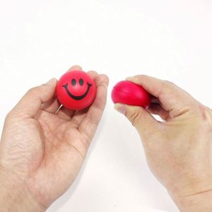 Balles anti-stress amusantes et colorées de 6,3 cm en forme de visage souriant, jouets sensoriels pour enfants en PU - Product Image 2