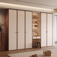 Armoire à portes battantes en placage de bois, style Mid-Century, avec blocs de couleur et lignes épurées, poignée métallique, pour chambre à coucher