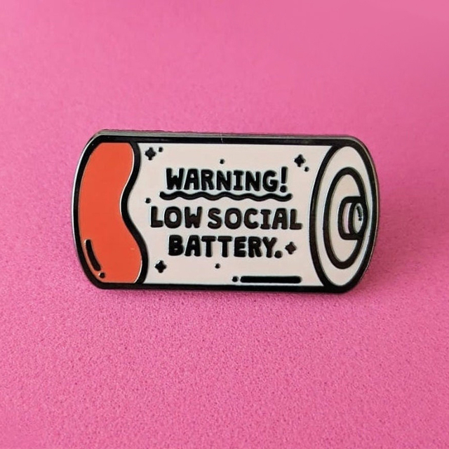 Mental Health Brooch Wholesale Metal Badges Personalized Gifts My Social Battery Pin Custom Hard Soft Enamel Lapel Pins Anxiety