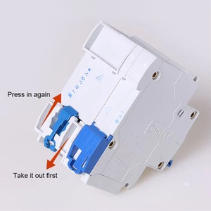 Disjoncteur différentiel Chint NXBLE-63Y RCBO C20 0.3A Protection contre les fuites à la terre 6-10kA Courbe B/C/<span class=keywords><strong>D</strong></span> 230V/400V Plastique DIN - Product Image 3