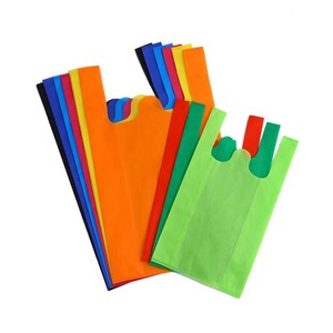 High-capacity PP folding customized non woven suite cover garment bag