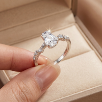 Anillo de compromiso de moissanita con corte ataúd, plata S925, diseño con piedras laterales engastadas en pavé, certificado GRA, joyería fina
