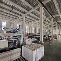 Hochwertiger Neuer Design-Bodenbelag mit Klicksystem, SPC-Bodenbelag, Wasserdichter Kunststoff-Interlock-SPC-Bodenbelag