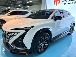 Changan UNI-T 1.5T AWD <span class=keywords><strong>Essence</strong></span> <span class=keywords><strong>SUV</strong></span> Boîte de vitesses <span class=keywords><strong>automatique</strong></span> R20 Taille des pneus Sièges en cuir Direction gauche Affichage du kilométrage Panoramique foncé - Product Image 2