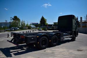 2010 para <span class=keywords><strong>Mercedes</strong></span> para <span class=keywords><strong>Actros</strong></span> 3344 6x6 chasis de camión Tractor usado Euro 5 cámara trasera de suspensión neumática de dirección izquierda diésel - Product Image 3