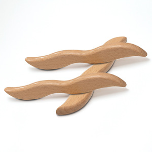 Planche de massage en hêtre, couteau de massage en feuille de saule, masseur corporel pour points d'acupuncture et massage musculaire - Product Image 6