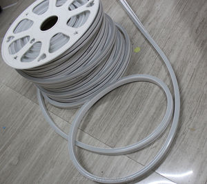 เสื้อแจ็คเก็ตพีวีซีสีสะท้อนแสงนีออนแถบแบน11X19มม. ตัดได้<span class=keywords><strong>ไฟ</strong></span>เชือกนีออนแบบยืดหยุ่นพร้อม<span class=keywords><strong>สาย</strong></span>ดึงออกมาจากด้านหลัง - Product Image 6