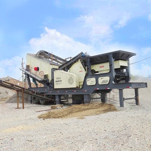 Concasseur mobile monté sur pneus durable, machine à fabriquer du sable de gravier de calcaire à haute capacité, concasseur à marteaux lourd mobile - Product Image 1