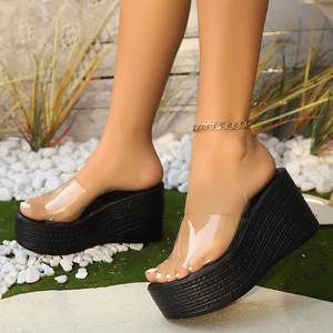 Pantoufles à semelle intérieure en peau <span class=keywords><strong>de</strong></span> mouton en peluche pour hommes et femmes fabriquées en Chine, chaussures à enfiler à base <span class=keywords><strong>de</strong></span> muffin imprimé vache <span class=keywords><strong>de</strong></span> Noël à la mode, antidérapantes - Product Image 3