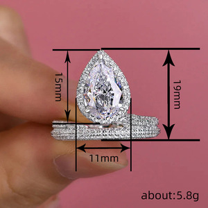 Anello a Goccia Stile Principessa per Donne, Elegante Accessorio da Dito per Matrimoni - Product Image 4