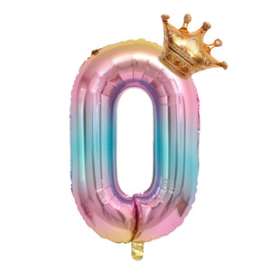 Vajilla Desechable con Diseño Degradado Arcoíris, Banderines de Papel, Incluyendo Globos Degradados con Forma de Corona, para Decoración de Fiestas de Cumpleaños - Product Image 3