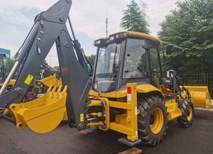 Retroexcavadora XC8-C2570 de 2.5 Toneladas de Capacidad de Elevación 4x4, Excavadora Multifunción con Potente Motor Kohler, Máquina de Construcción Compacta Lista para Usar - Product Image 3