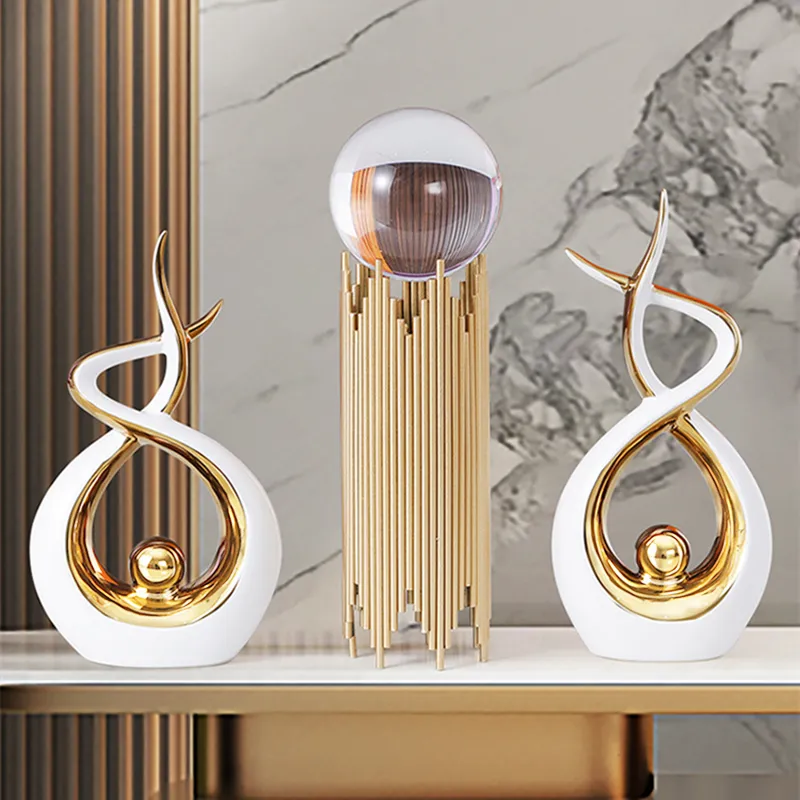 Nuevo diseño de lujo estilo del norte de Europa decoración abstracta del hogar chapado en oro accesorios de Cerámica Arte otros adornos de decoración del hogar