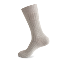 Vente en gros de chaussettes pour hommes, classiques d'affaires, classiques, en coton, à rayures, grande taille, chaussettes à double aiguille, chaussettes longues blanches personnalisées pour hommes