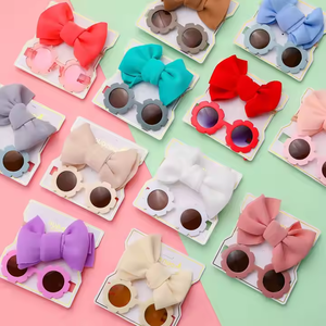 Оптовая продажа, недорогие корейские однотонные милые детские солнцезащитные очки с цветами и большим бантом для новорожденных, комплект розовых головных повязок для малышей - Product Image 3