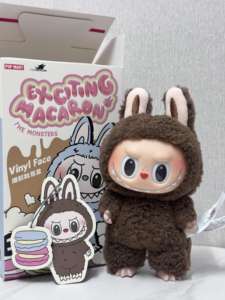 Labubus Secret ID Edition V2 V1แท้ V3มาการองที่น่าตื่นเต้นมีพลังงานใหญ่วัสดุพีวีซีสำหรับตัวละครฟิกเกอร์ที่ซ่อนอยู่ - Product Image 6