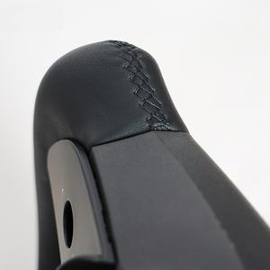 Volante Deportivo de Fibra de Carbono y Cuero Personalizado para Tesla Modelo S/Modelo 3/Y, Volante Tipo Yoke - Product Image 5