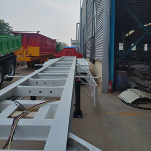 Semirremolque de Plataforma Plana de 3 Ejes para Transporte de Contenedores de Acero de 20 y 40 Pies, 1001-2000 kg, Semirremolque de Plataforma Plana Shandong - Product Image 1