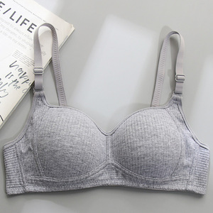 Sujetador sin aros para mujer, con laterales plegables y efecto anti-caída, de algodón, sin costuras y fino, para estudiantes universitarias y adolescentes. - Product Image 5