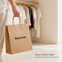 Sac de shopping en papier kraft pour boutique de vêtements et de chaussures, avec logo personnalisé imprimé, poignée en papier torsadé, emballage de vente au détail