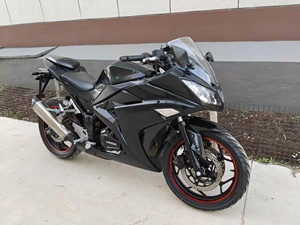 <span class=keywords><strong>Moto</strong></span> sportive d'occasion <span class=keywords><strong>Kawasaki</strong></span> Ninja250 250cc <span class=keywords><strong>Prix</strong></span> raisonnable Convient aux débutants Idéale pour les déplacements quotidiens - Product Image 1