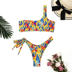 ชุดว่ายน้ำบิกินี่สองชิ้นแบบเซ็กซี่ทรงสูง สีสันสดใส พิมพ์ลายแห้งเร็ว พร้อมโลโก้ผู้ผลิตตามสั่ง สำหรับผู้หญิง - Product Image 2