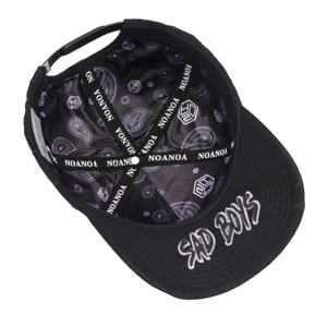 Gorra TCAP de 5 Paneles con Logotipo Metálico Personalizado, Botón y Etiqueta Trasera de Gamuza - Product Image 6