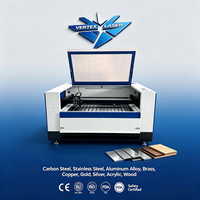 Machine de découpe laser à double source lumineuse 1390 pour le traitement de l'acier au carbone de 6 mm, de l'acier inoxydable de 5 mm et de l'aluminium de 2 mm, ainsi que des métaux et non-métaux
