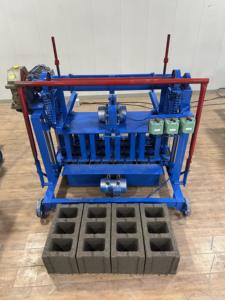 KX4-45 Mobiele Cementbaksteenmachine Een Populaire Blokmachine <span class=keywords><strong>In</strong></span> Europa - Product Image 2