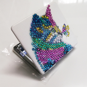 Miroir pliant double face pour femmes en gros bricolage complet <span class=keywords><strong>diamant</strong></span> <span class=keywords><strong>broderie</strong></span> dessin animé motif tissu petite taille pour bureau à domicile - Product Image 2