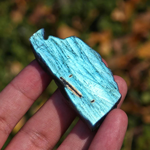 Pierres brutes de labradorite naturelle en gros, cristaux bruts de pierre de lune chatoyante, spécimens de spectrolite bleue pour la décoration et la joaillerie - Product Image 2